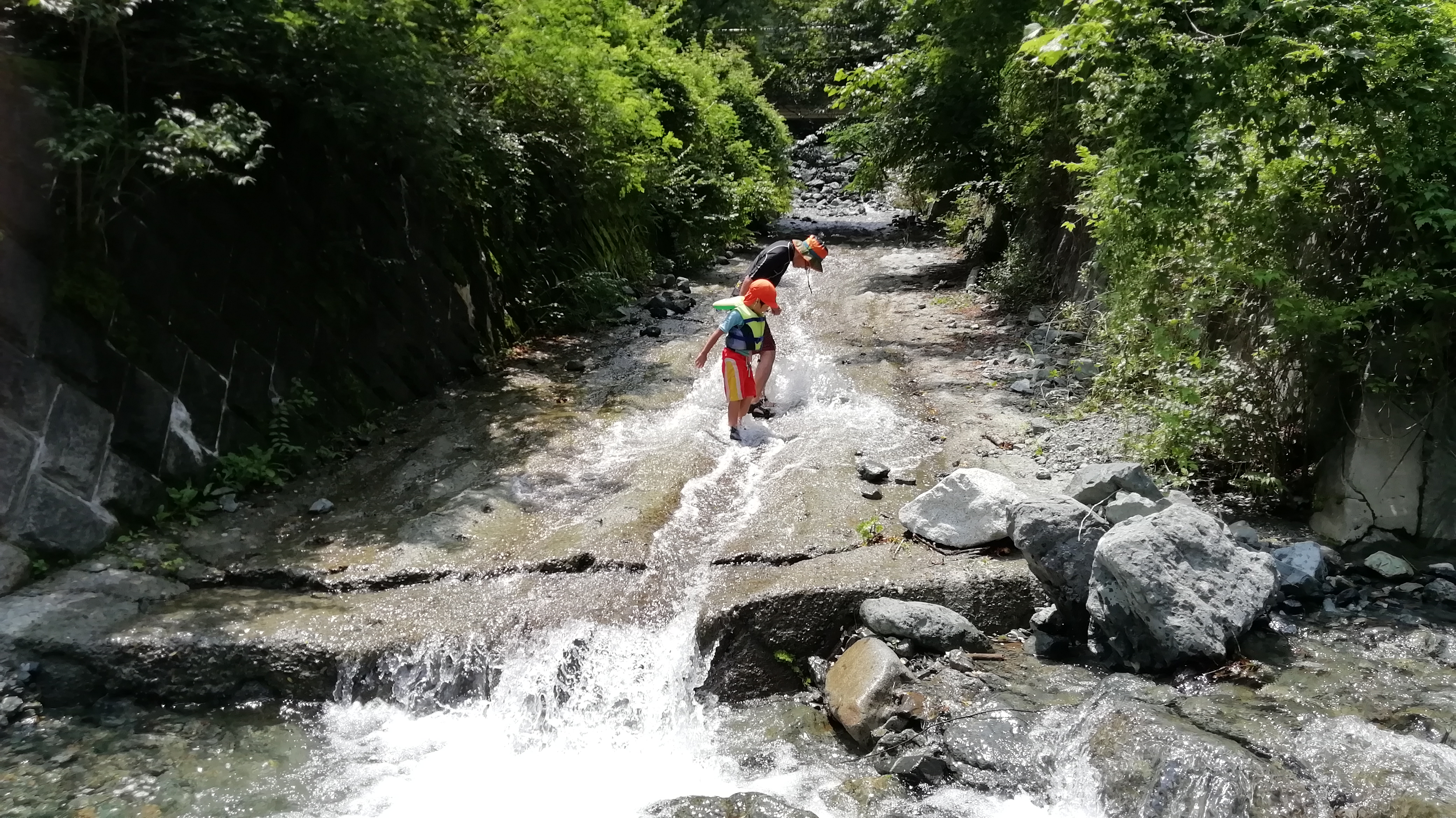 山梨 道 志村 の キャンプ 場